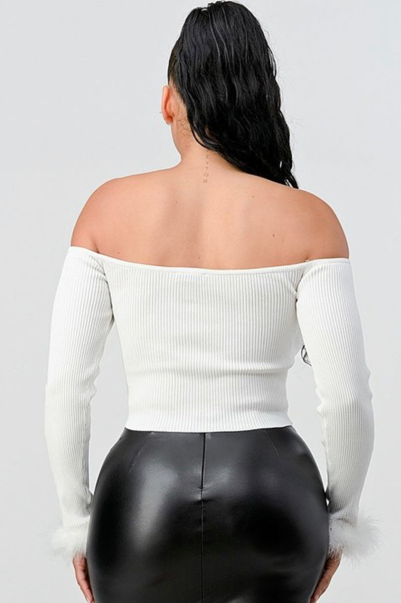 Off-Shoulder Fur Rib Knit Crop Top